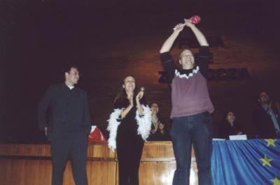 35: Gunnar Erth, winning the AEGEE TV Lifetime Achievement Award - presented by Jaao Commijs and Betina Szkudlarek.