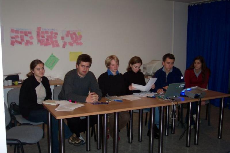 Project School (30.11.2003 - 07.12.2003) - Photos of the PS in Komarno... - 71