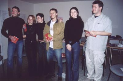 42: Time to say thanks to the local orgabnisers. from left to right: Simi, Anett, Veronika, Péter, Kati and Csaba!