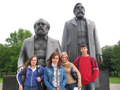 51: Marx & Engel monument