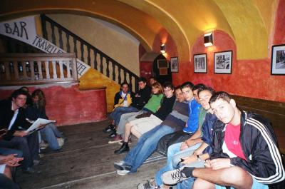 38: In the hostel, Waiting for coming back to Prague (2)