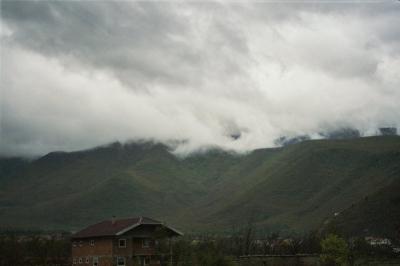 1: approach to Mostar