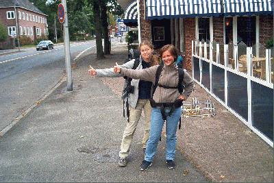 2: Iza and Anna hitch-hiking at the Dutch-German border in Glanerbrug