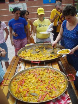 9: Laura's mother cooked Paella for us
