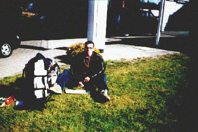 1: Michiel op tankstation voor Hannover