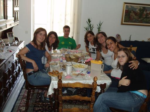 67: Typical greek lunch (by Nikos' mom) some hours before leaving Greece :'o(