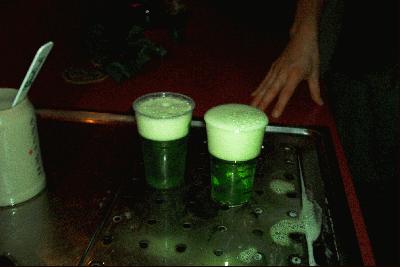 28: Een groen feest, dus groen bier