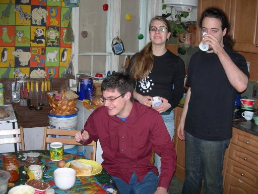 89: Breakfast in hostel Sofia with Patrick (Eindhoven), Judith and Wouter (both Aachen) - a brilliant place.