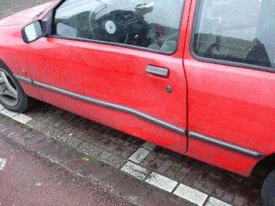 16: The car after an accident on the highway near Berlin in a snow storm on the way back to Enschede