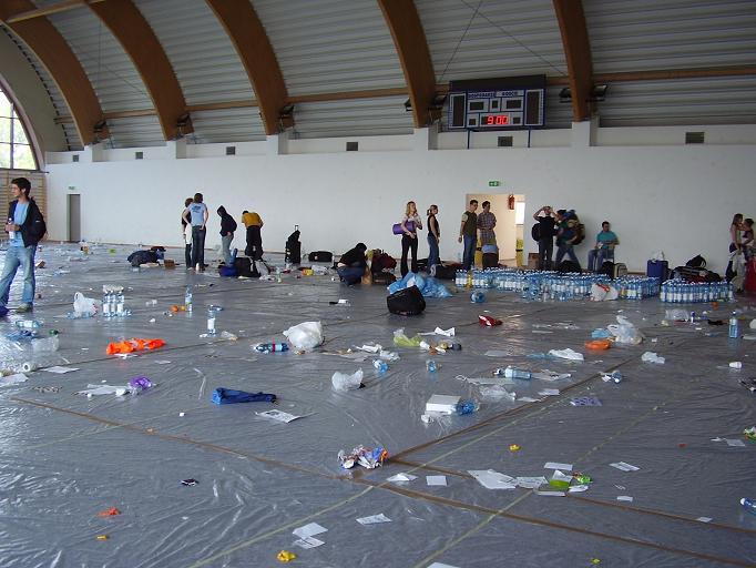 Spring Agora 2006 (04.05.2006 - 07.05.2006) - AEGEE-Szeged pictures - 21: the big gym on the last morning