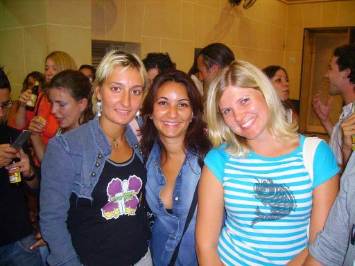 14: me with 2 Russian beauties, Katia and Masha