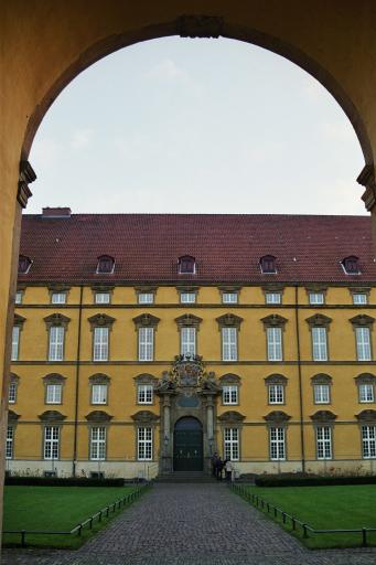 8: University building