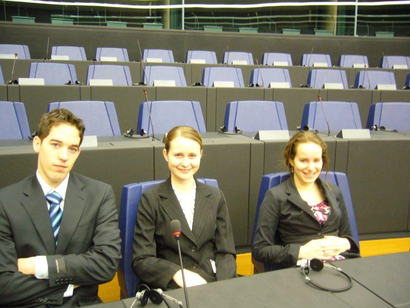 Model European Union (04.03.2007 - 10.03.2007) - 02 Monday in the Parliament - 6
