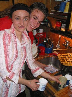 29: Katarzyna was happy with the dishwashing Roel