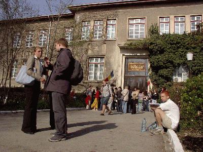 8: In front of the university of Constanta where the AGORA took place.